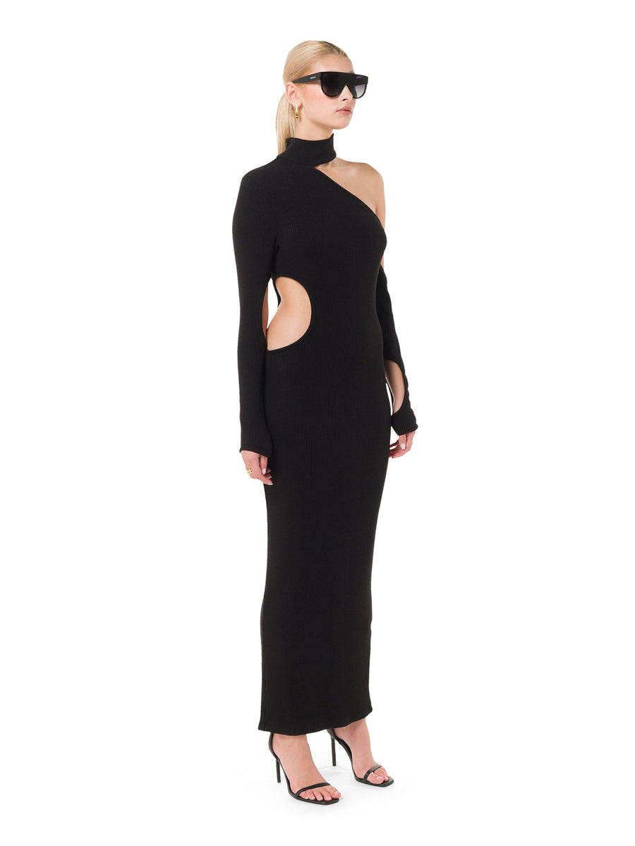 Evening high-slit black dress for women – GCC luxury fashion
